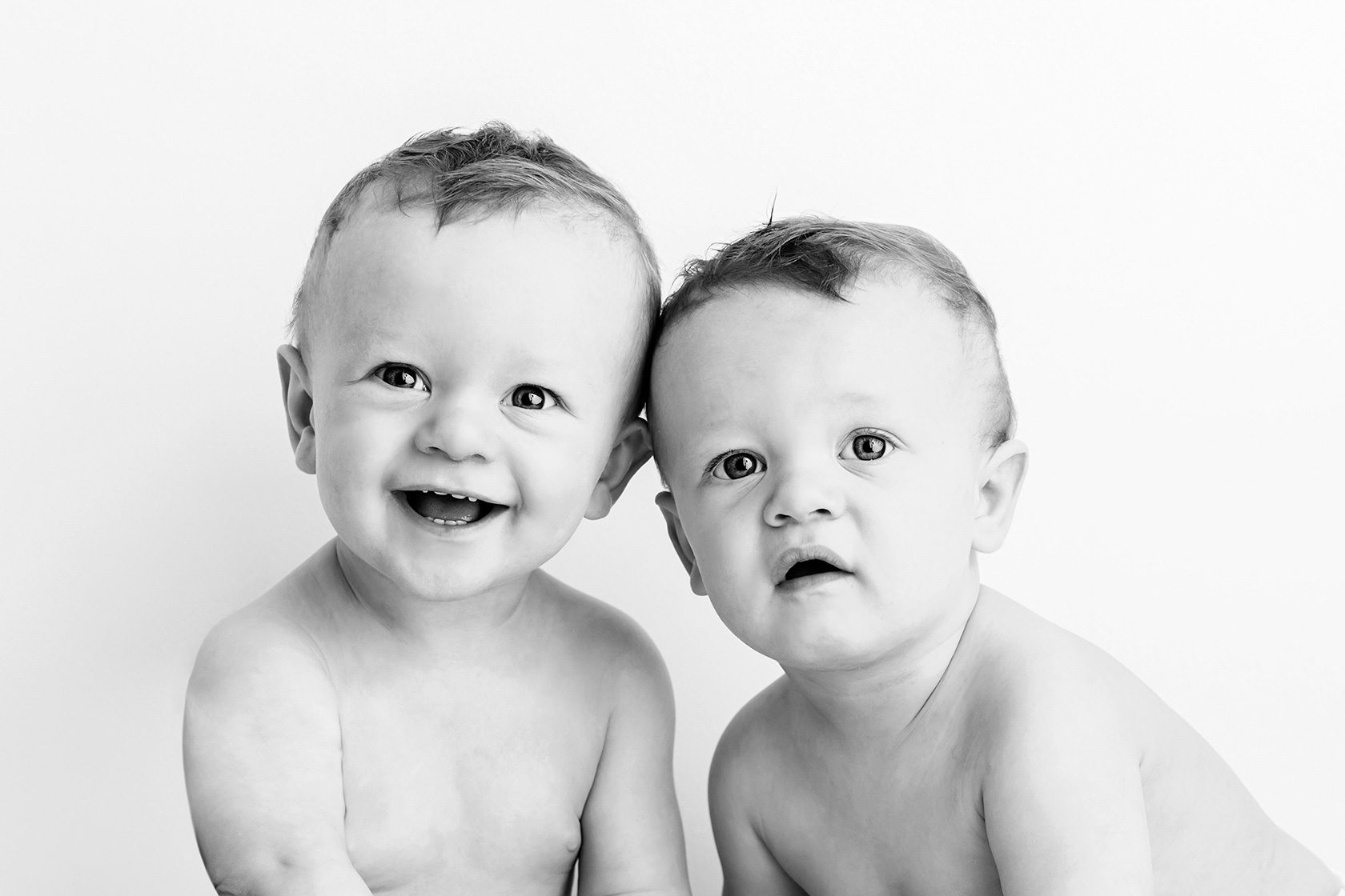 Twin baby photographer