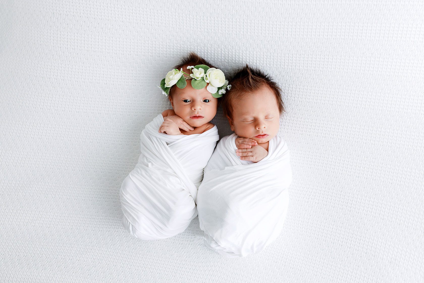 twins newborn photos