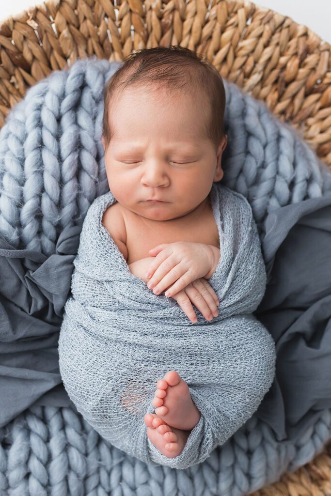 Baby boy's newborn photos