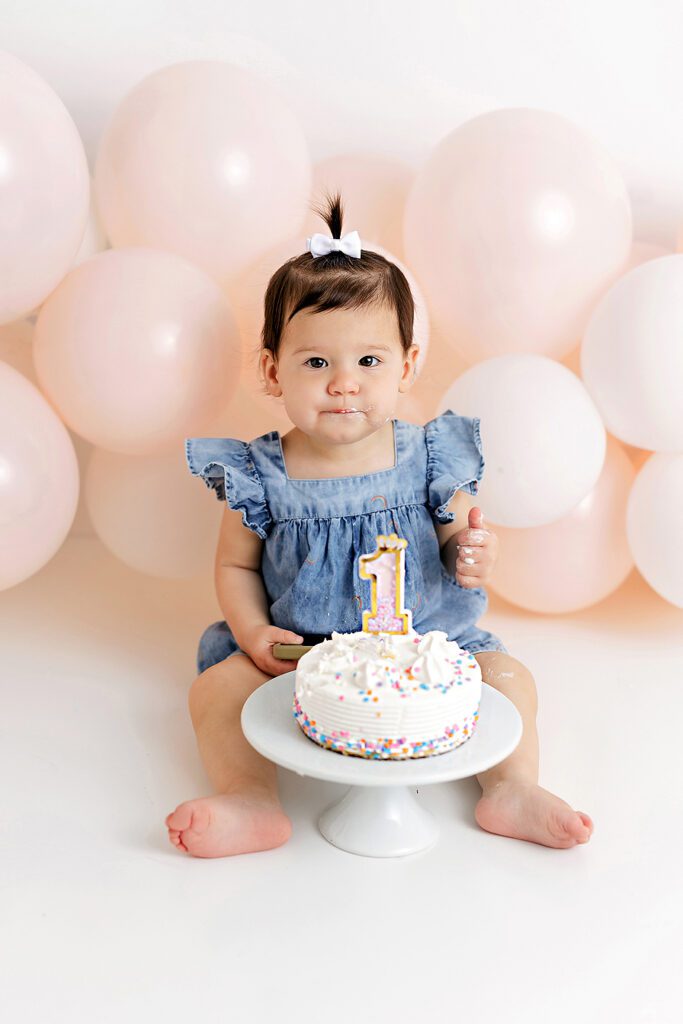 baby girl cake smash photos