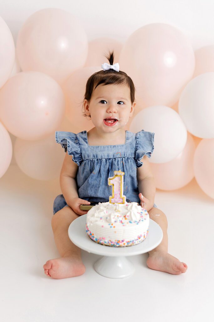 baby girl 1st birthday cake smash