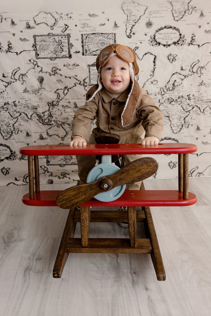 airplane 1st birthday photoshoot