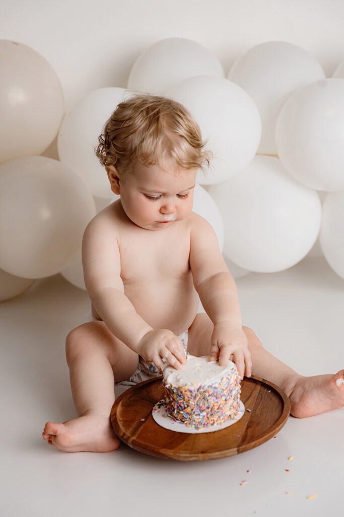 simple 1st birthday photos